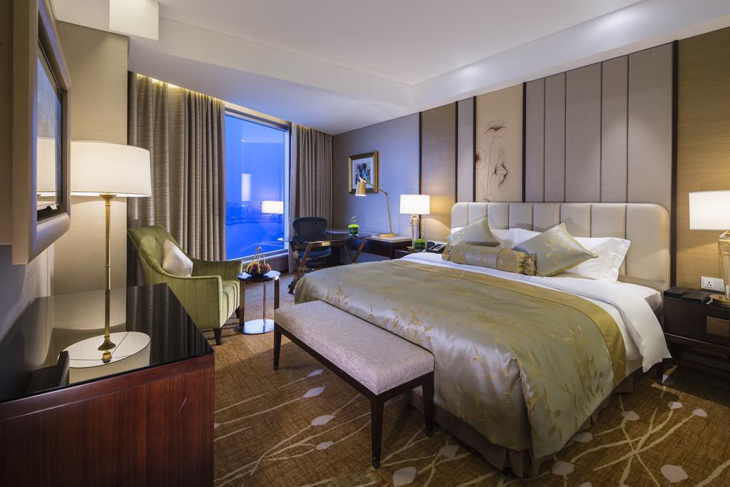 Howard Johnson Pearl Plaza Wuhan Eksteriør bilde